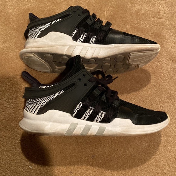 Adidas Athletic shoes - Picture 3 of 9